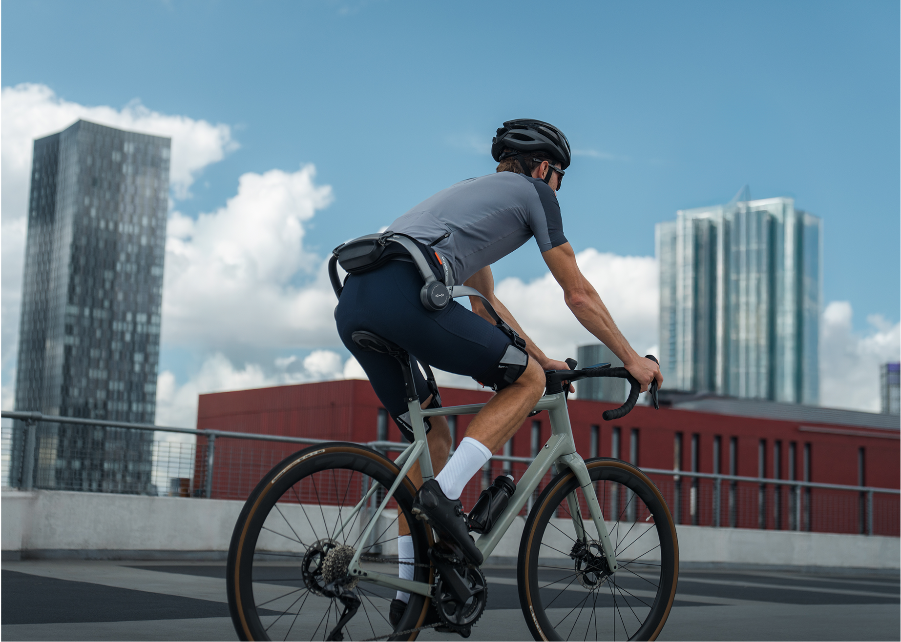 Endurance in Motion: How Hypershell Supports Repetitive Cycling Effort